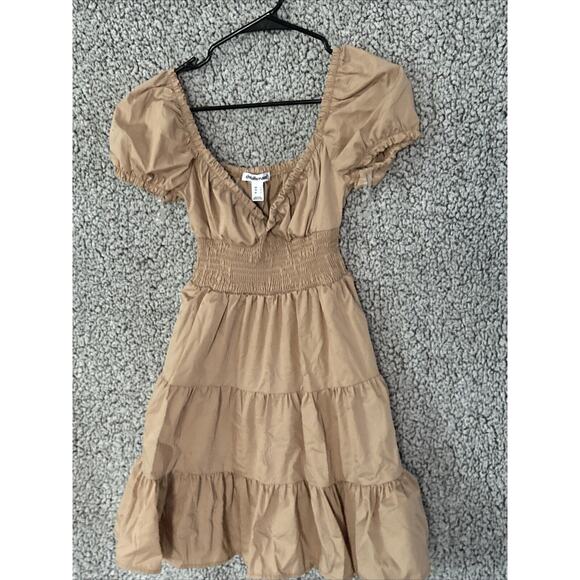 Charlotte Russe Dresses & Skirts - Charlotte Russe Sz Small Brown/Tan Dress Basic Staple Dress Flare Cocktail Party